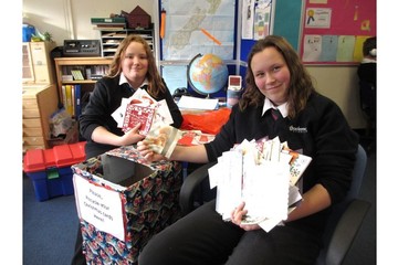 Girls w cards